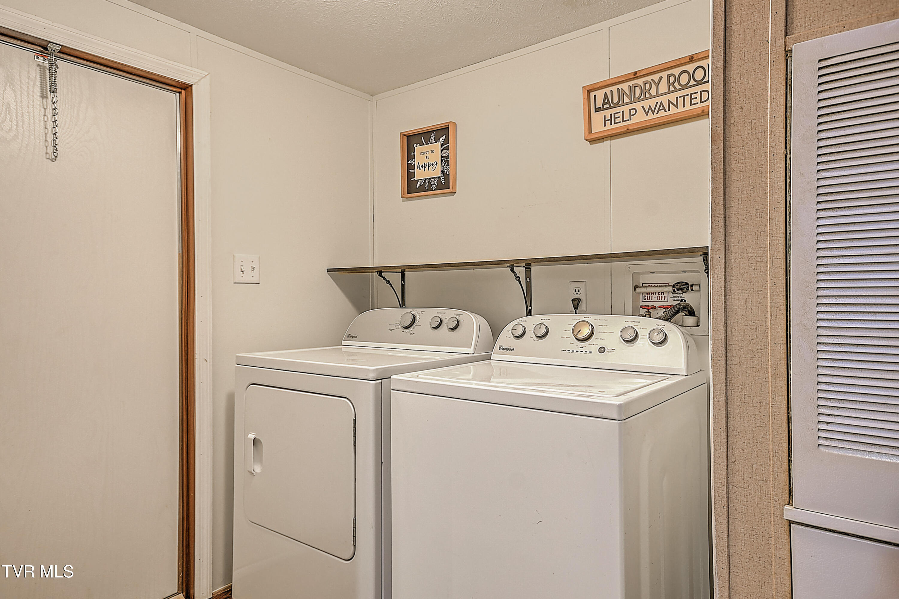 691 Lloyds Chapel Road Church Hill, TN 37642 - Photo 37 of 56 691 Lloyds Chapel KB-RF-22