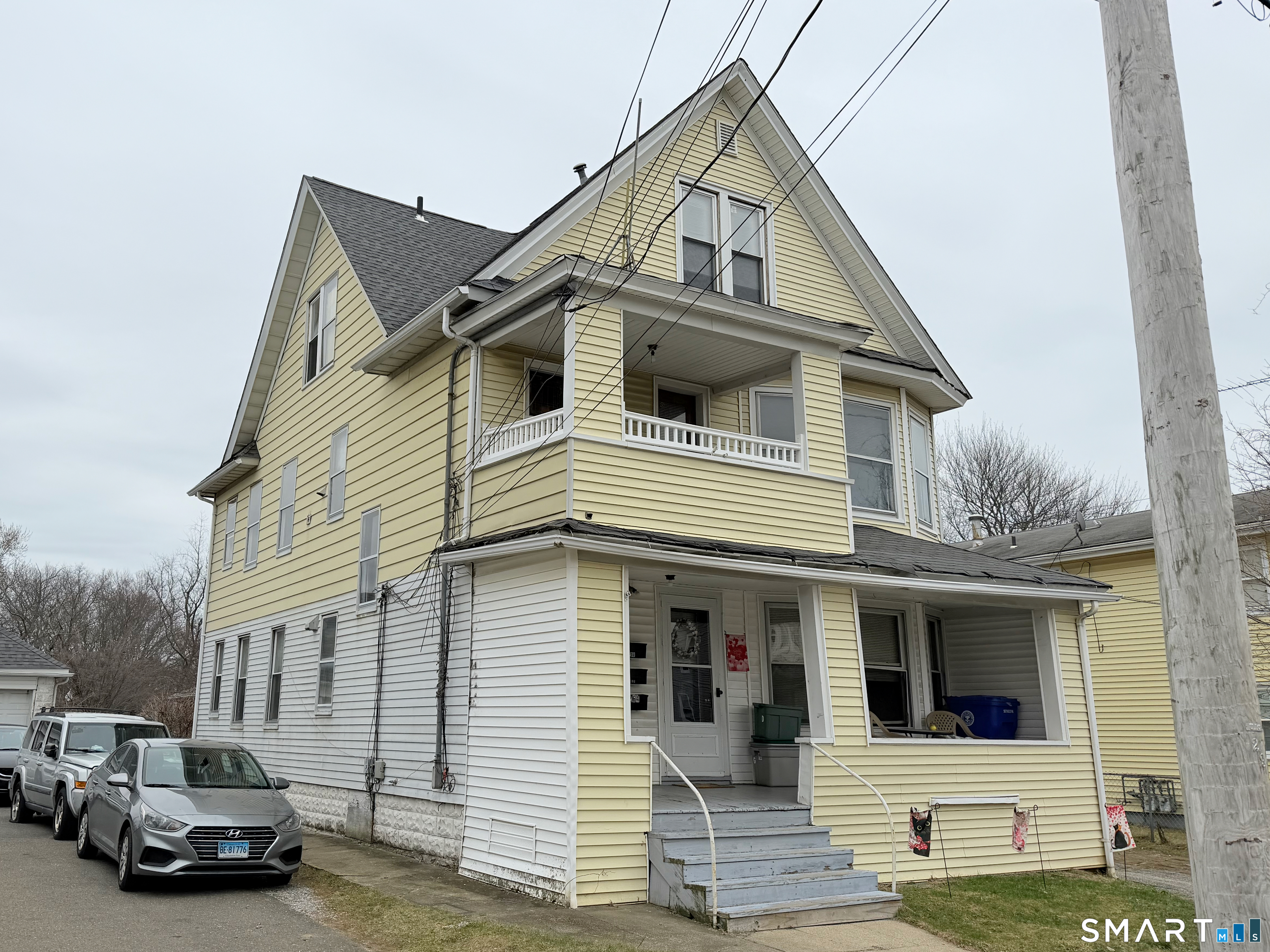 264 Clover Street Stratford, CT 06614 - Photo 1 of 1 a view of a white house