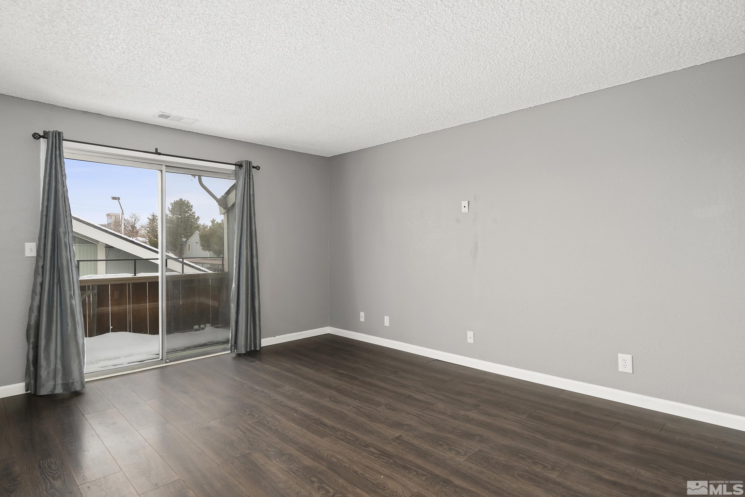 4602 Neil Road, Unit 78 Reno, NV 89502 - Photo 4 of 15 Photo 4