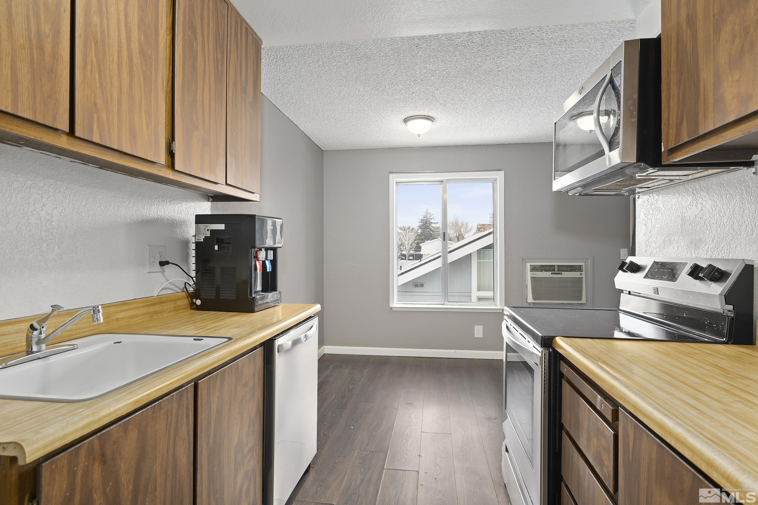 4602 Neil Road, Unit 78 Reno, NV 89502 - Photo 10 of 15 Photo 10