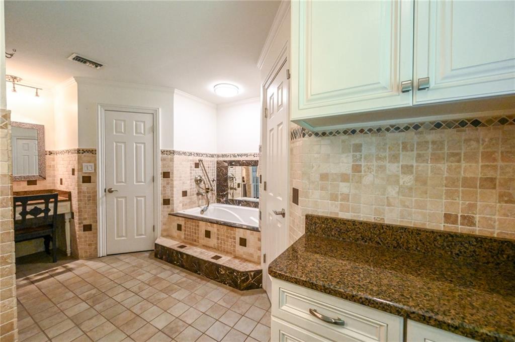 117 Doubloon Drive Slidell, LA 70461 - Photo 11 of 38