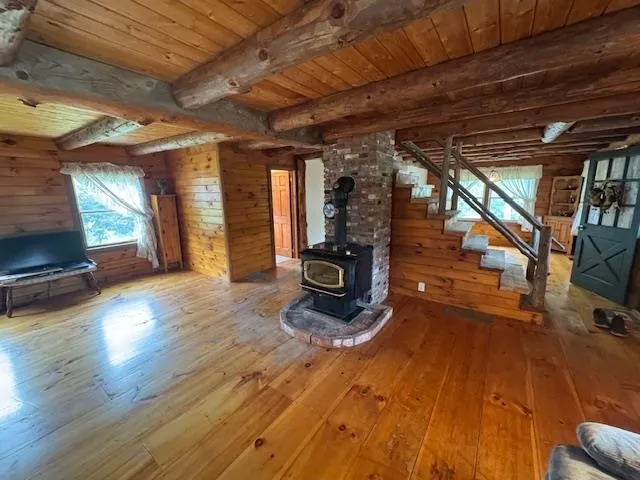 $695,000 | 1235 Lost Nation Road, Albany, VT 05827