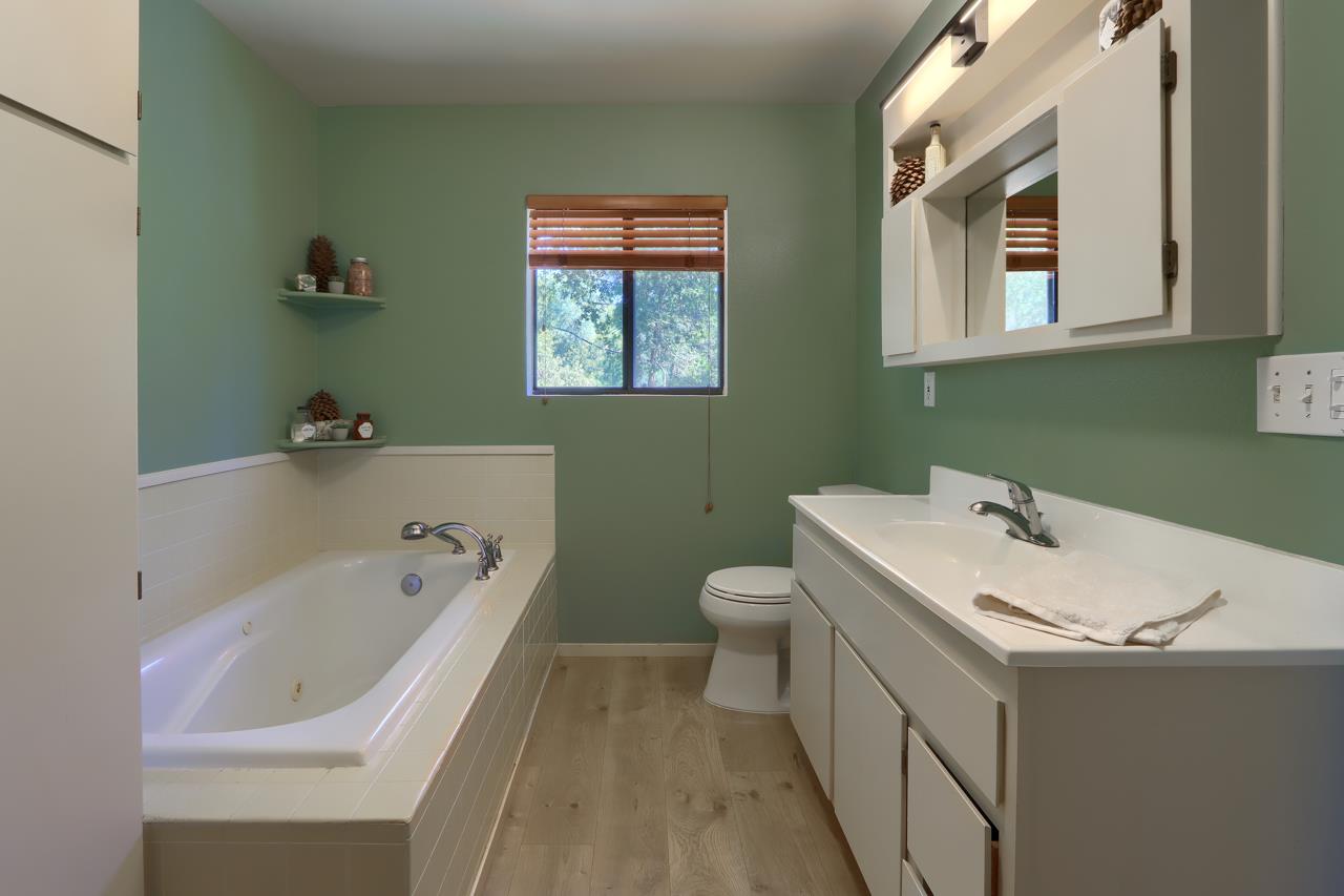 43016 Sunshine Mountain Road Oakhurst, CA 93644 - Photo 32 of 85