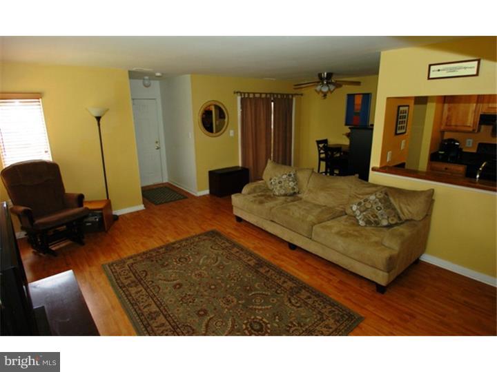 114 Sandra Road Voorhees, NJ 08043 - Photo 7 of 16 Living Room