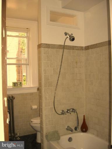 626 6th Street Northeast Washington, DC 20002 - Photo 14 of 27 Bedroom #1