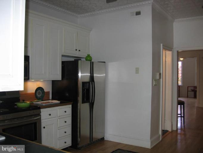 626 6th Street Northeast Washington, DC 20002 - Photo 4 of 27 Kitchen/Dining Room