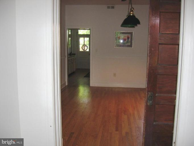 626 6th Street Northeast Washington, DC 20002 - Photo 6 of 27 Dining Area