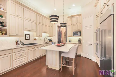 $605,000 | 12455 Windermere Oaks Court, Baton Rouge, LA 70810