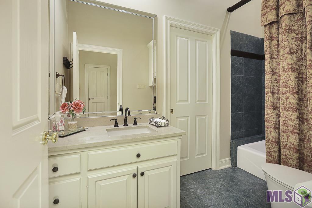 12455 Windermere Oaks Court Baton Rouge, LA 70810 - Photo 10 of 42