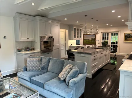 $3,650,000 | 263 Corona Avenue, Pelham, NY 10803