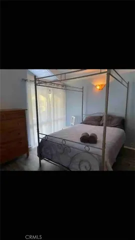 a view of an outdoor space