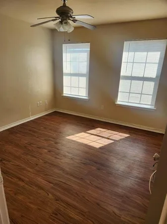 $895 | 1615 Bois D'Arc Street, Unit 1201, Commerce, TX 75428
