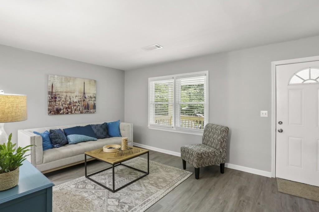 2889 White Oak Drive Decatur, GA 30032 - Photo 2 of 16