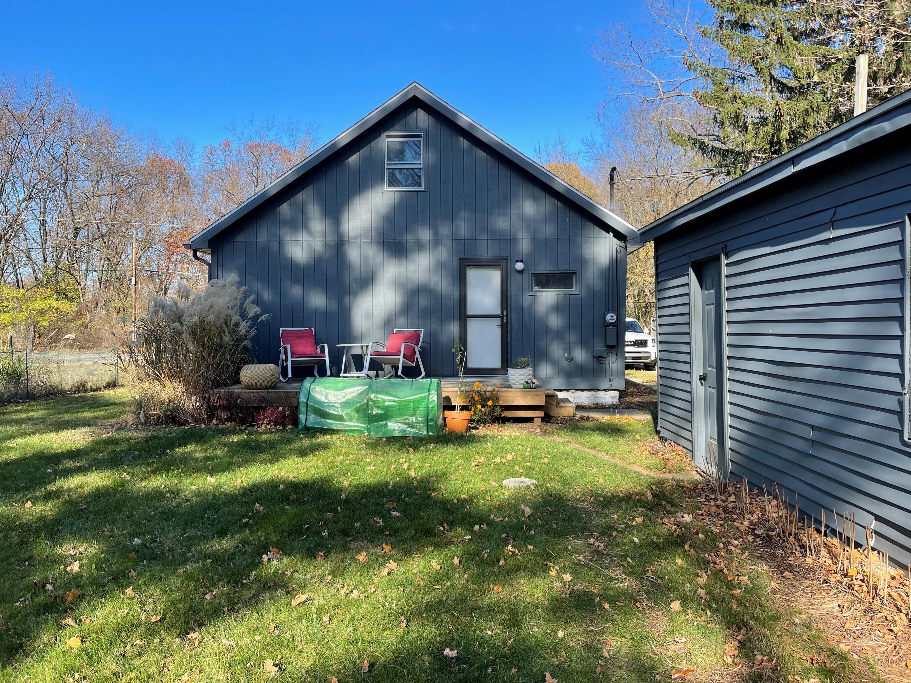 178 Seneca Road Benton Harbor, MI 49022 - Photo 31 of 42 IMG-1114