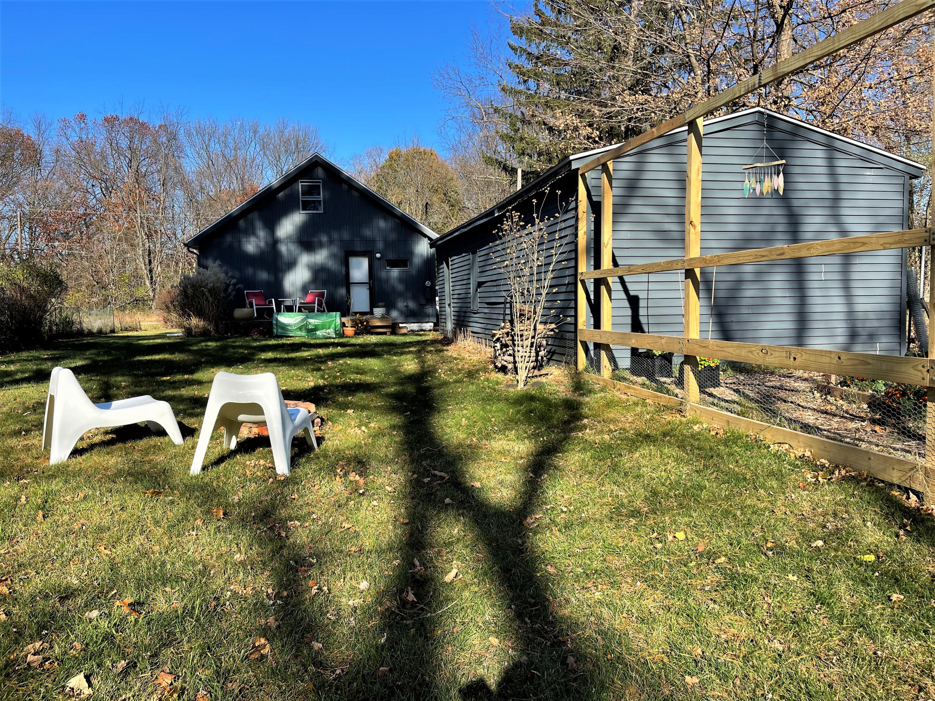 178 Seneca Road Benton Harbor, MI 49022 - Photo 32 of 42 IMG-1113