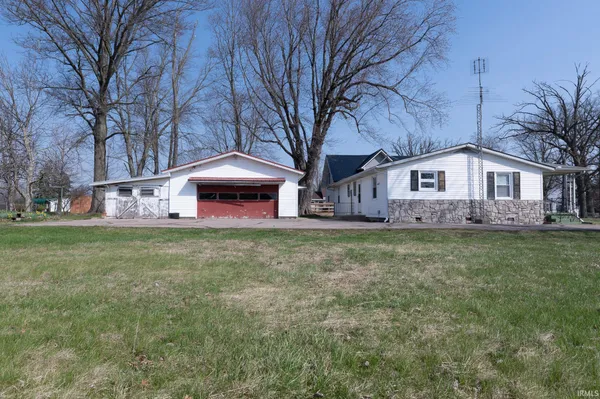 $179,000 | 620 South 1st Street, Van Buren, IN 46991