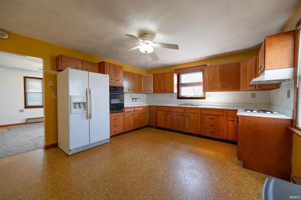 $179,000 | 620 South 1st Street, Van Buren, IN 46991