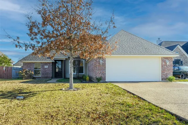 $279,000 | 3909 Le Brooke Lane, Benton, LA 71006