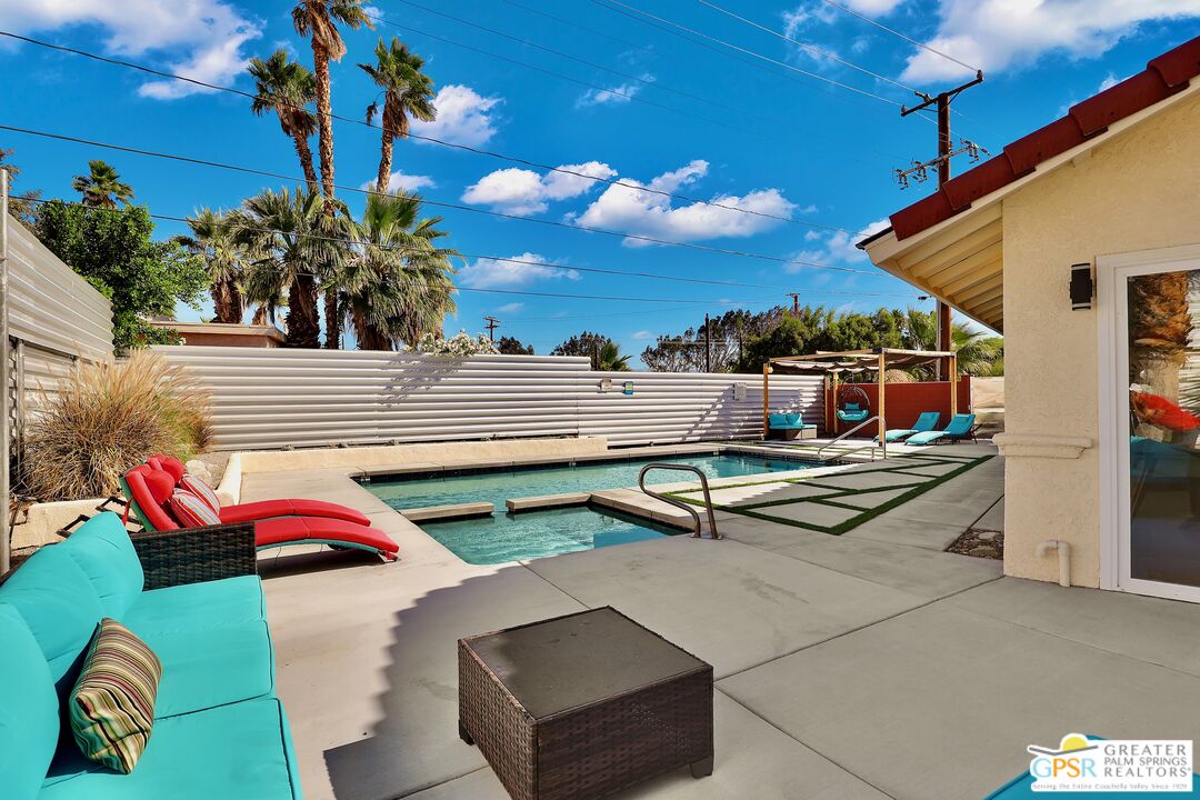 300 West Pico Road Palm Springs, CA 92262 - Photo 19 of 35
