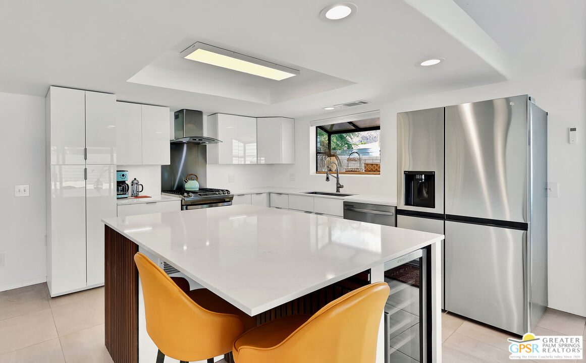 300 West Pico Road Palm Springs, CA 92262 - Photo 10 of 35