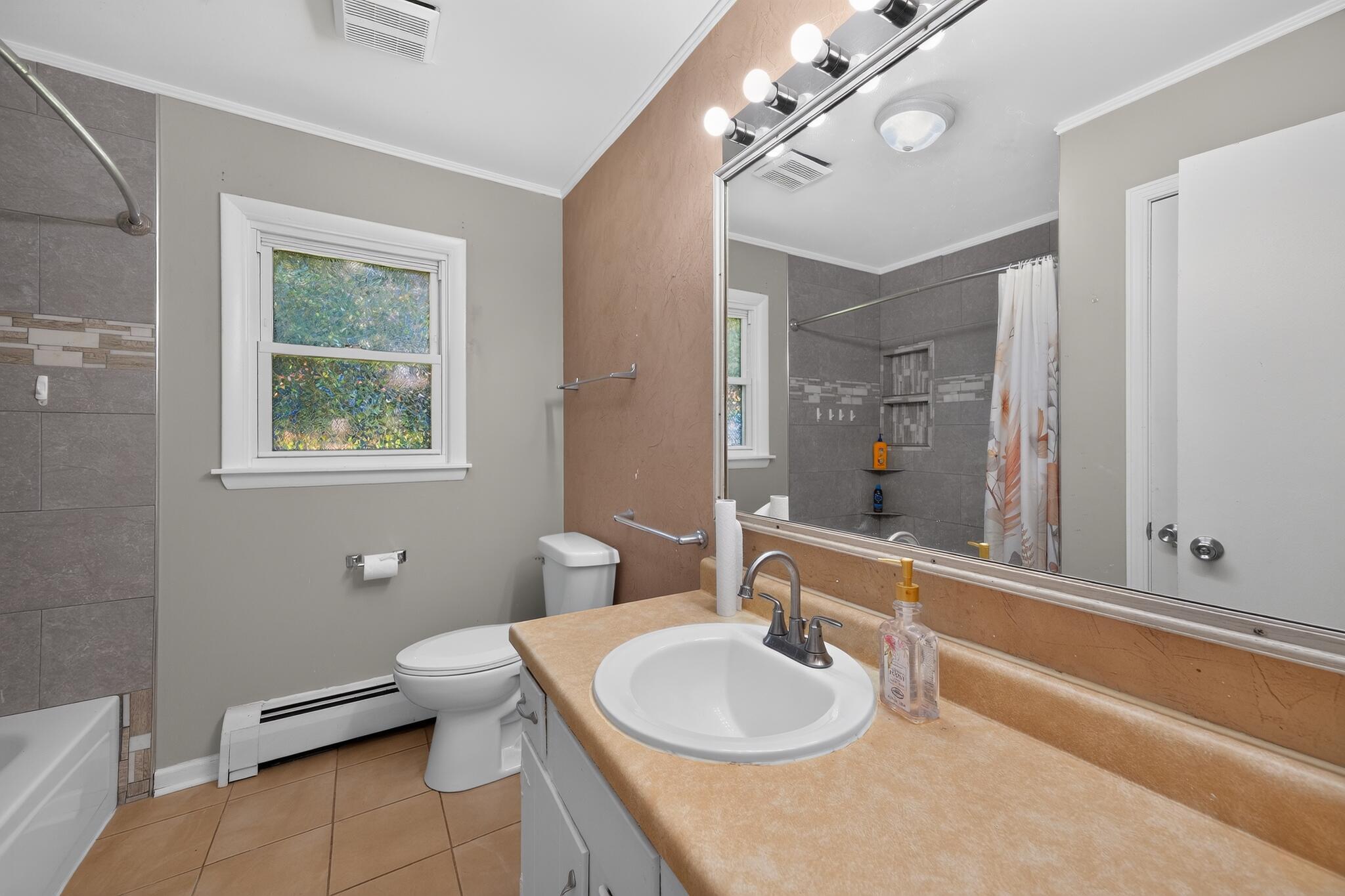 417 Cedar Street Northwest DeMotte, IN 46310 - Photo 10 of 15 2048x1365