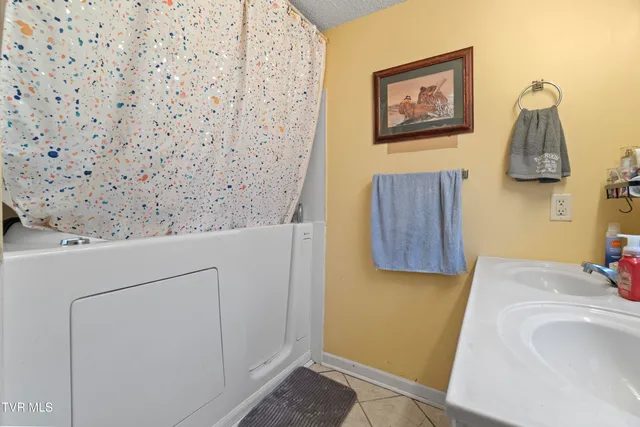 $255,000 | 2205 Brown Springs Road, Greeneville, TN 37743