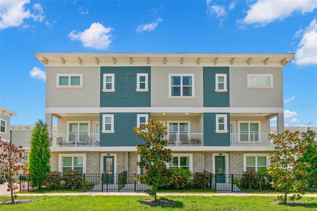 3702 West Roland Street, Unit 11 Tampa, FL 33609 - Photo 1 of 1 Gallery Image 1