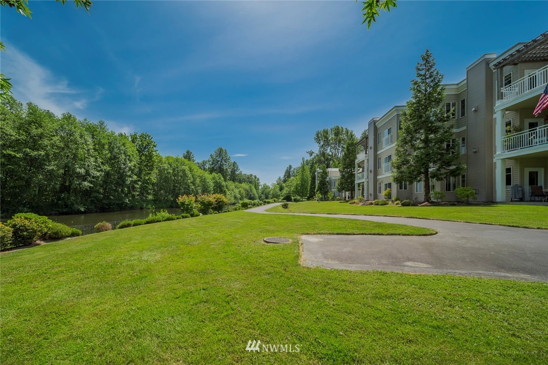 17438 Bothell Way Northeast, Unit C301 Bothell, WA 98011 - Photo 21 of 25