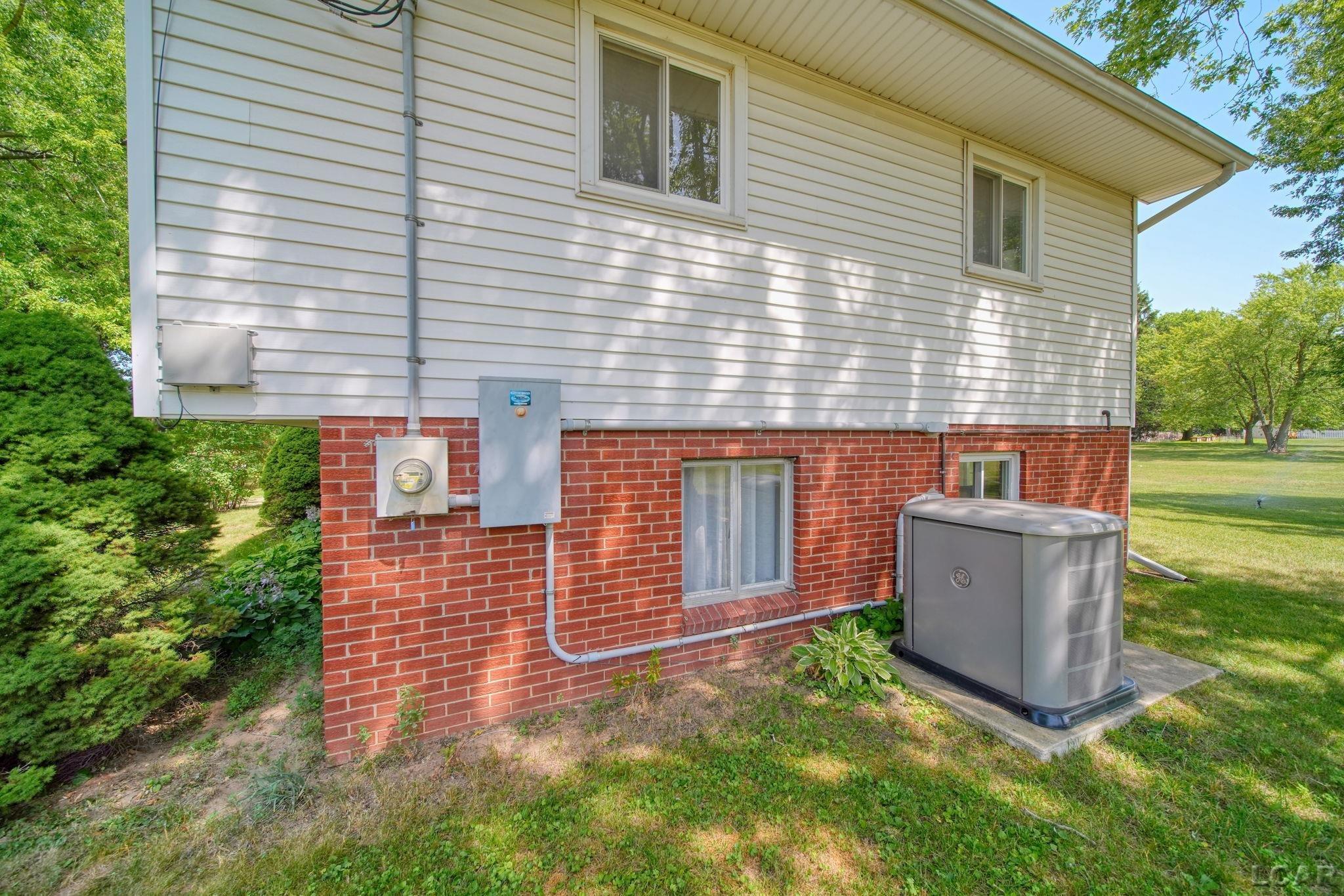 2745 East Carleton Road Adrian, MI 49221 - Photo 33 of 50