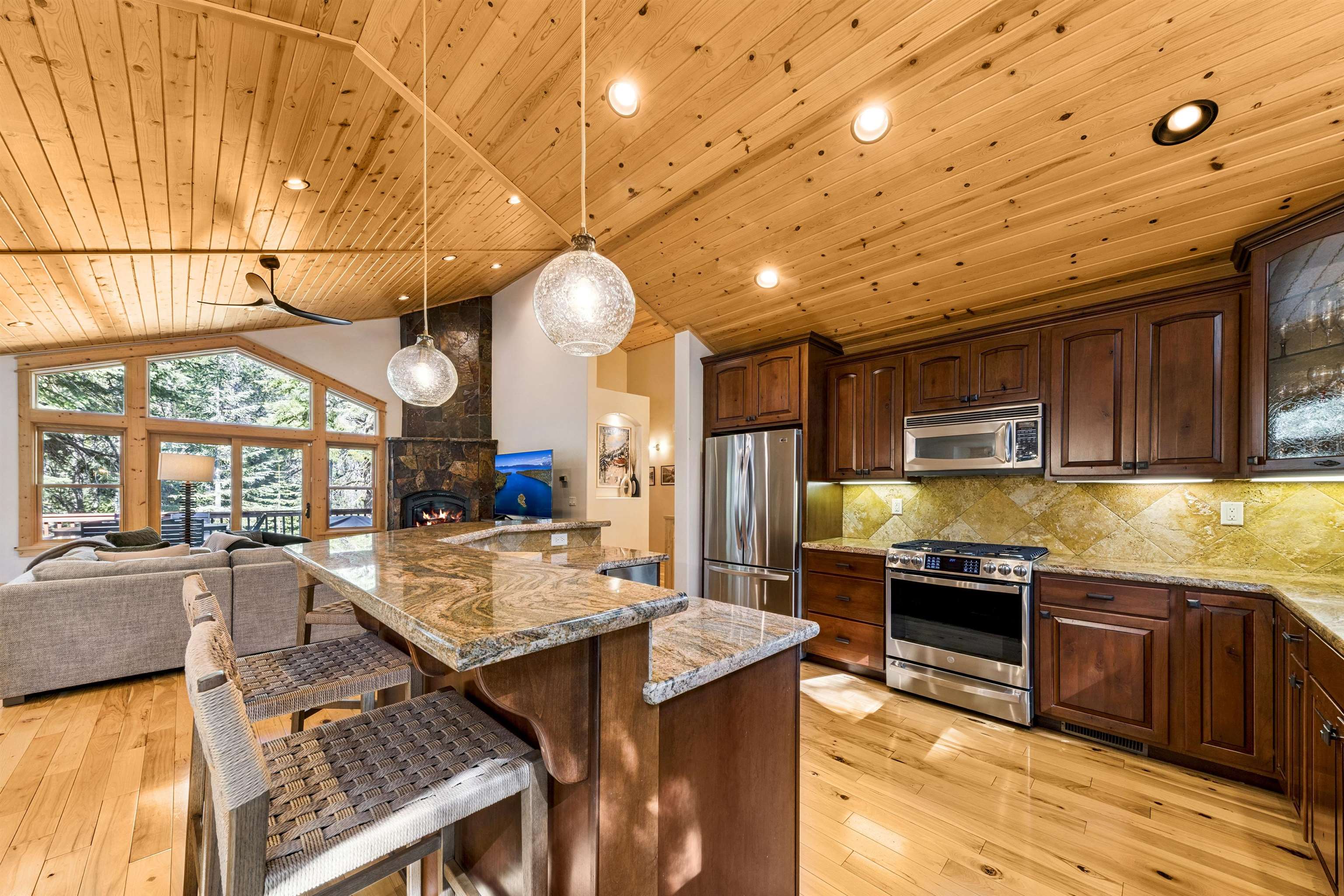 11749 Baden Road Truckee, CA 96161 - Photo 11 of 28