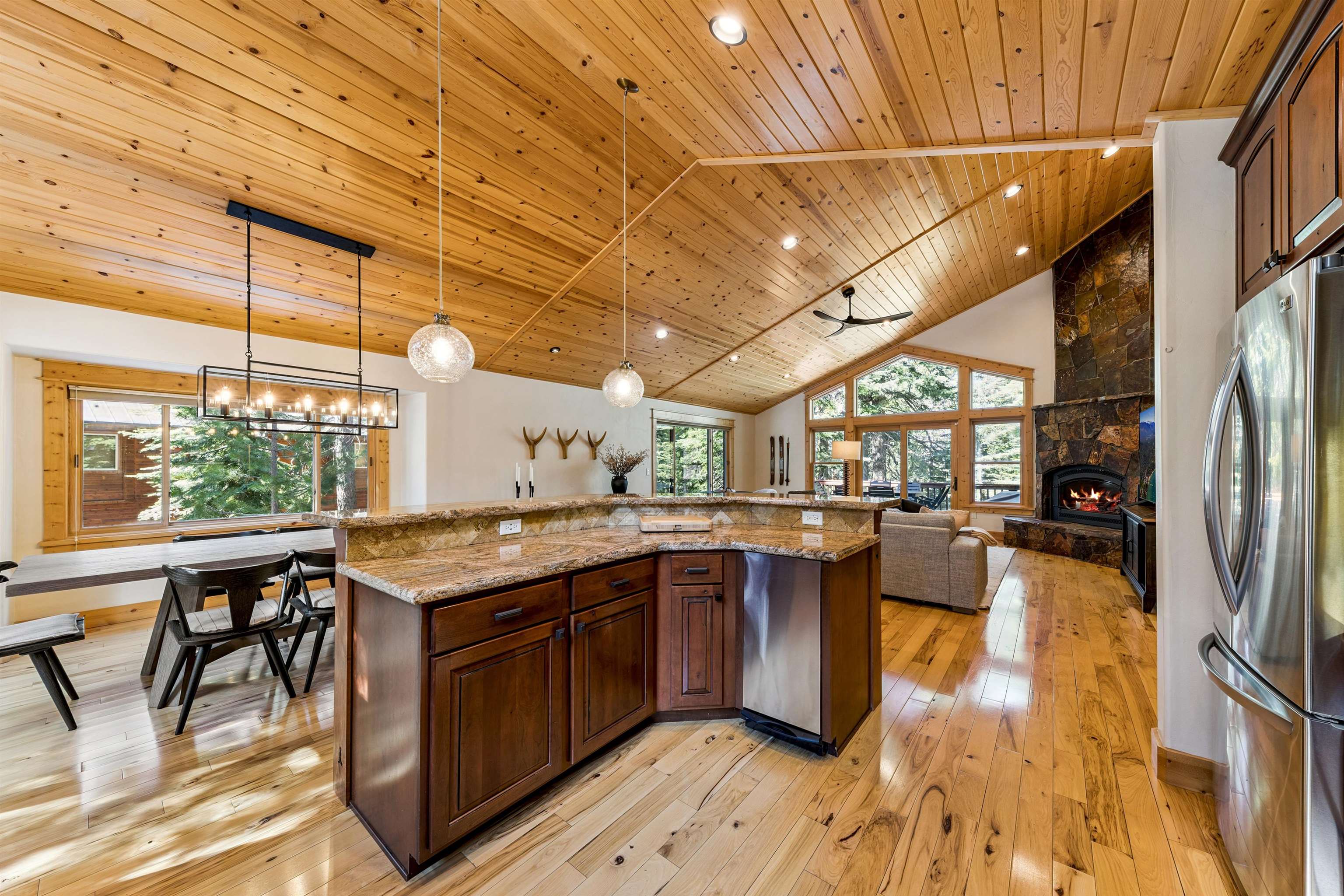 11749 Baden Road Truckee, CA 96161 - Photo 15 of 28