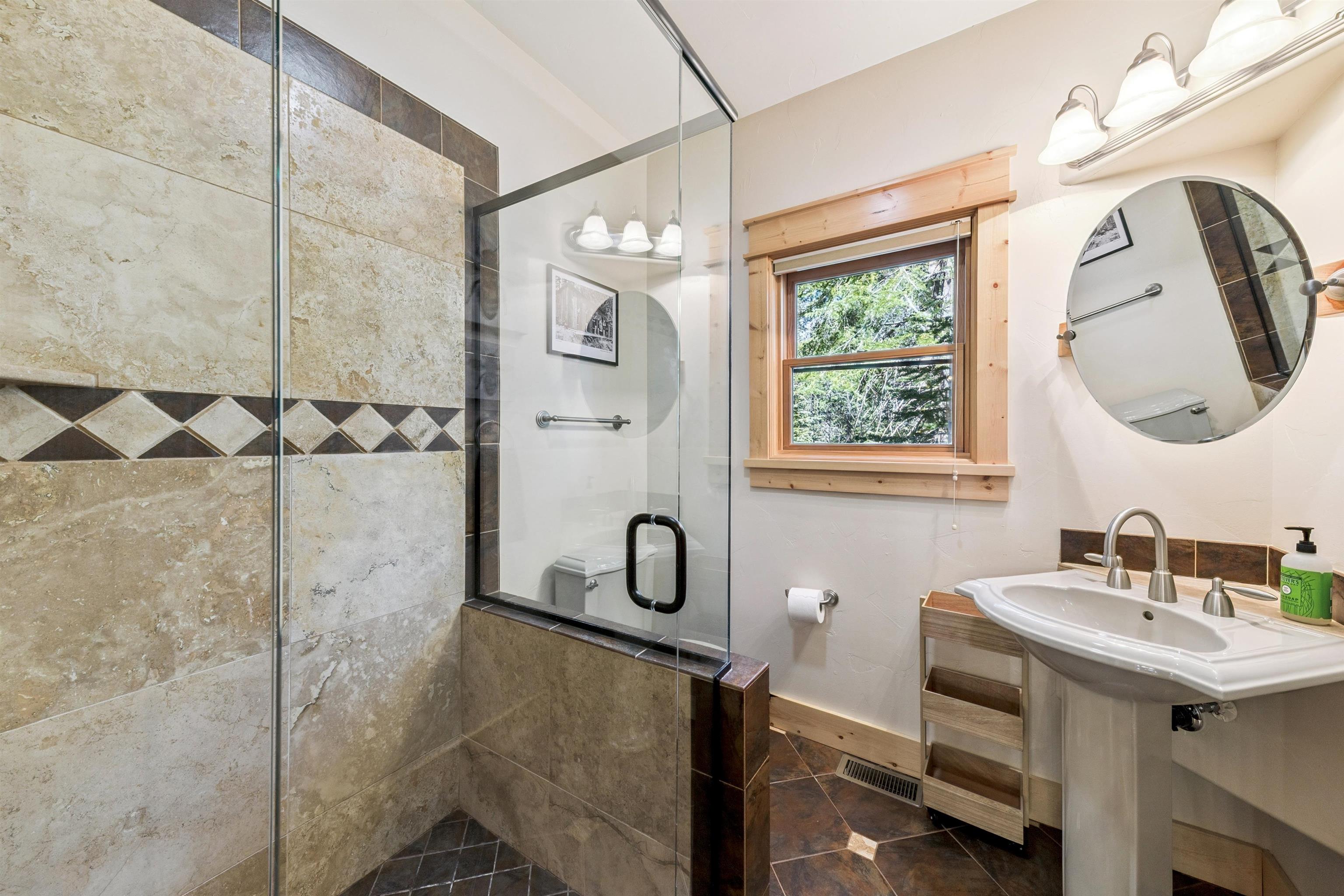 11749 Baden Road Truckee, CA 96161 - Photo 17 of 28