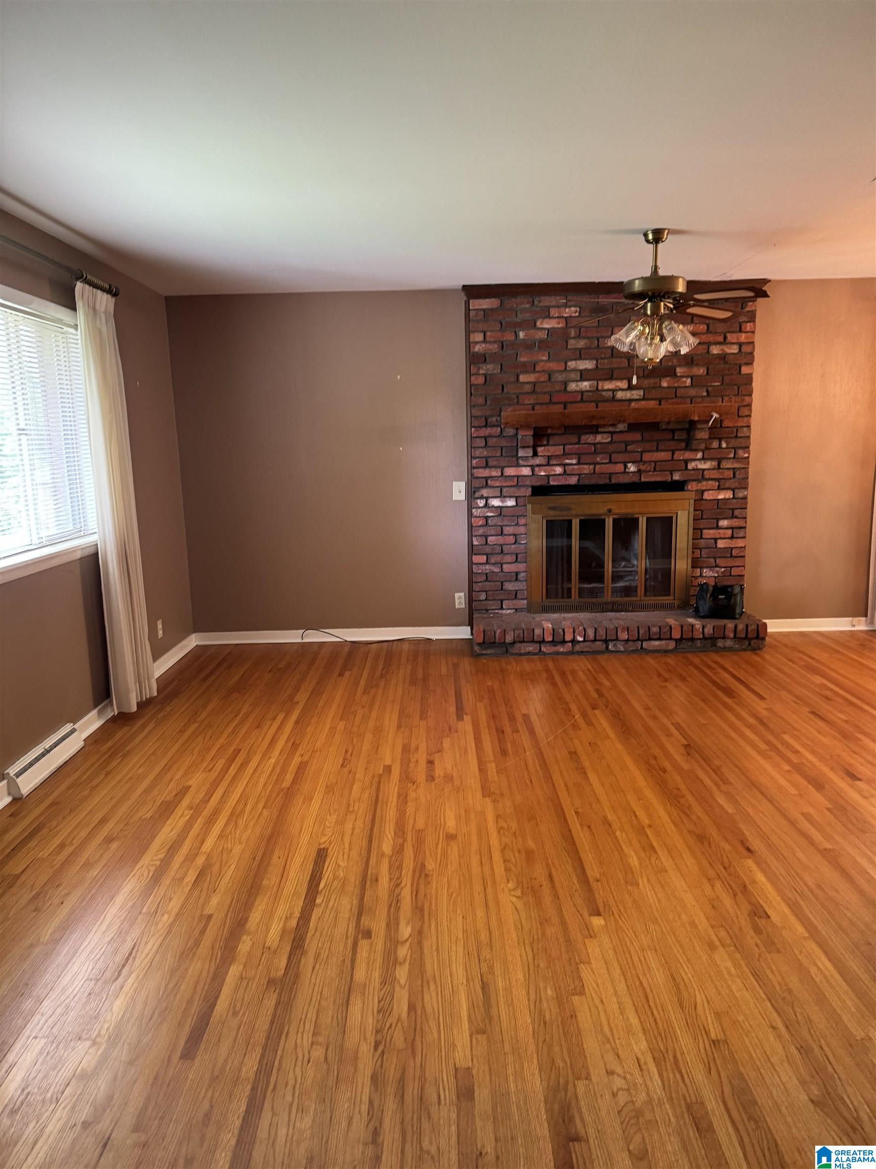 907 Barnisdale Road Birmingham, AL 35235 - Photo 2 of 19