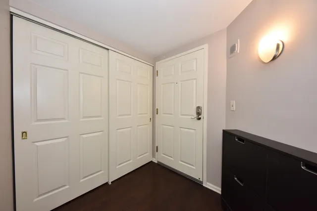 $179,000 | 270 East Highland Avenue, Unit 214, Milwaukee, WI 53202