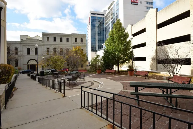 $179,000 | 270 East Highland Avenue, Unit 214, Milwaukee, WI 53202