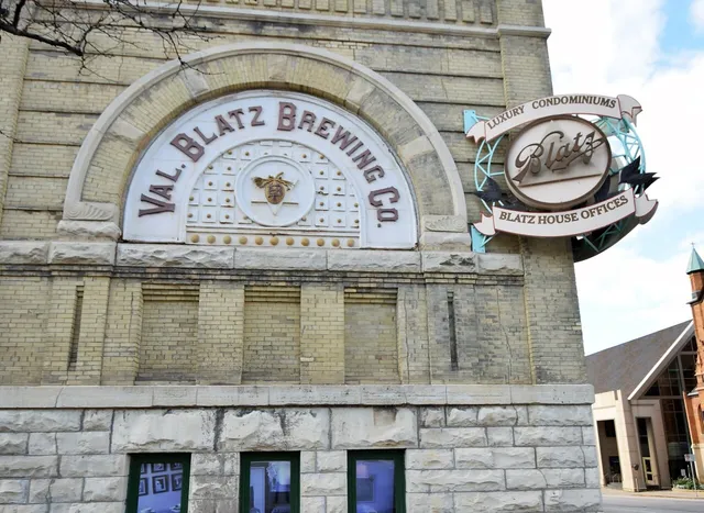 $179,000 | 270 East Highland Avenue, Unit 214, Milwaukee, WI 53202