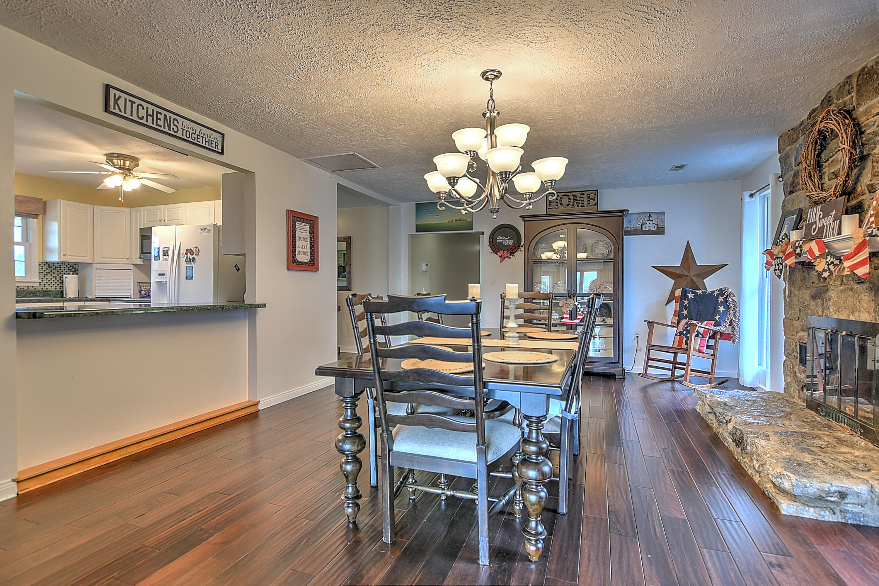 349 Combs Road Bluff City, TN 37618 - Photo 15 of 64 349 Combs-25