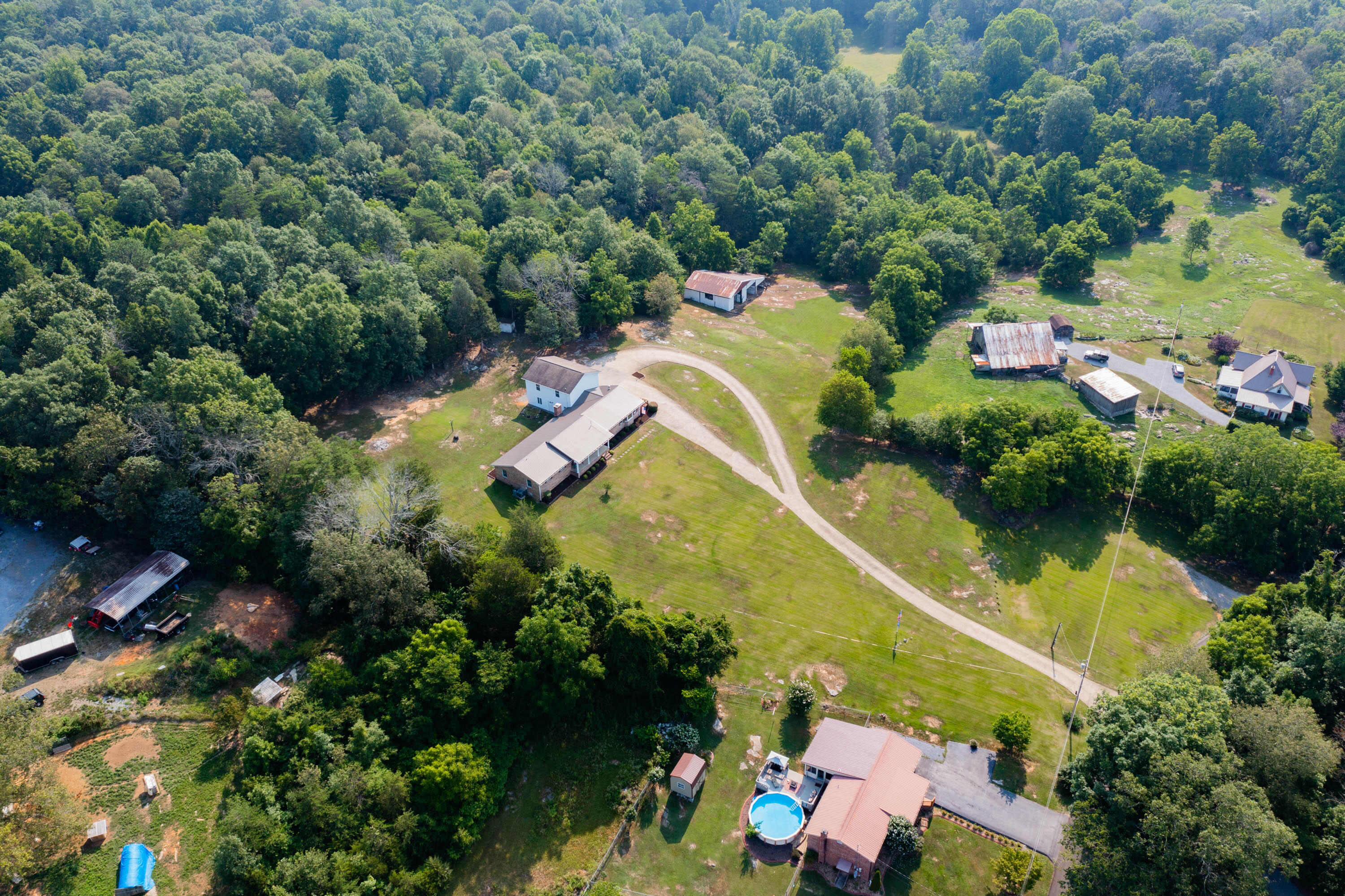 349 Combs Road Bluff City, TN 37618 - Photo 19 of 64 349 Combs Rd-2