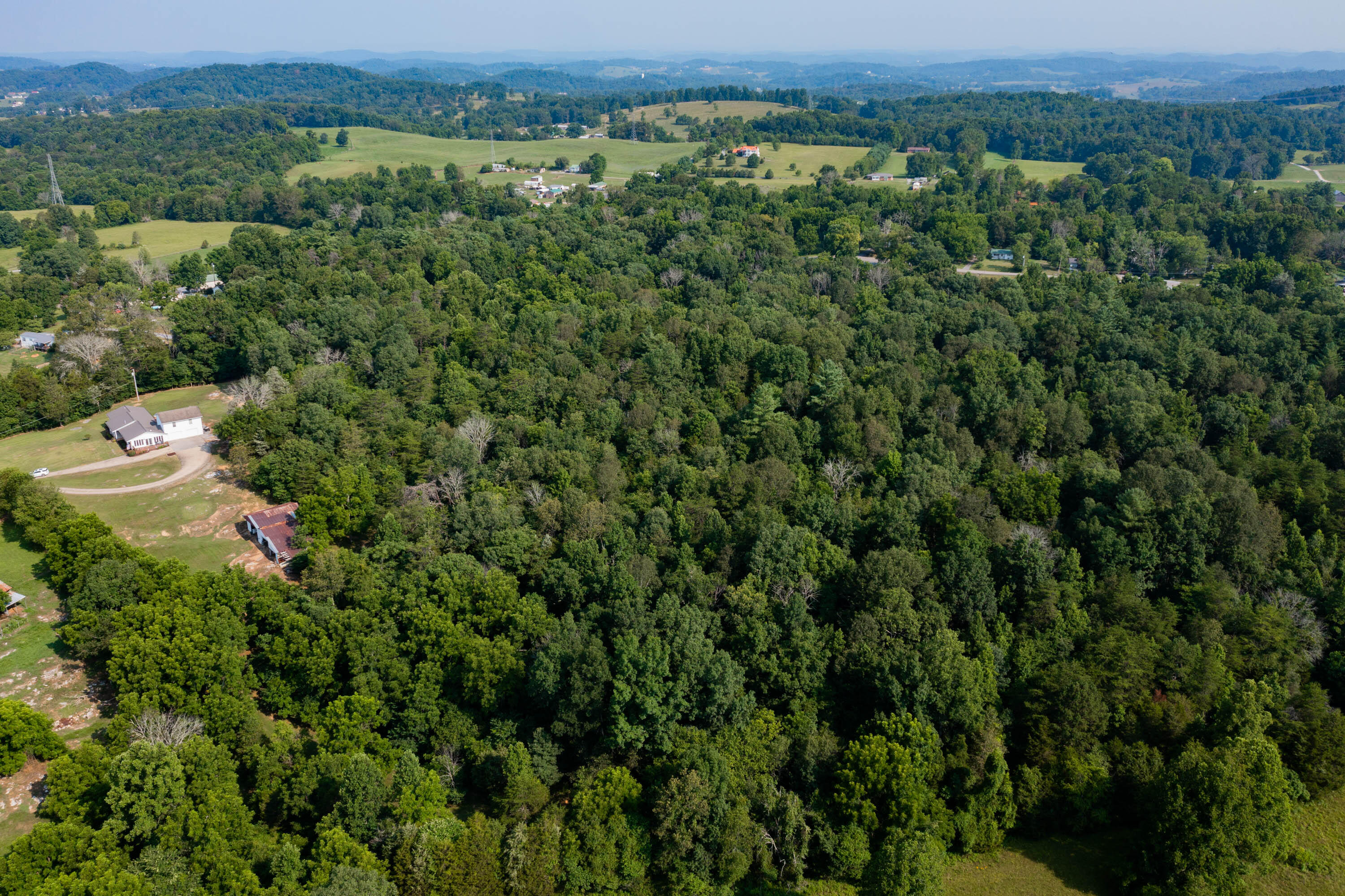349 Combs Road Bluff City, TN 37618 - Photo 25 of 64 349 Combs Rd-8