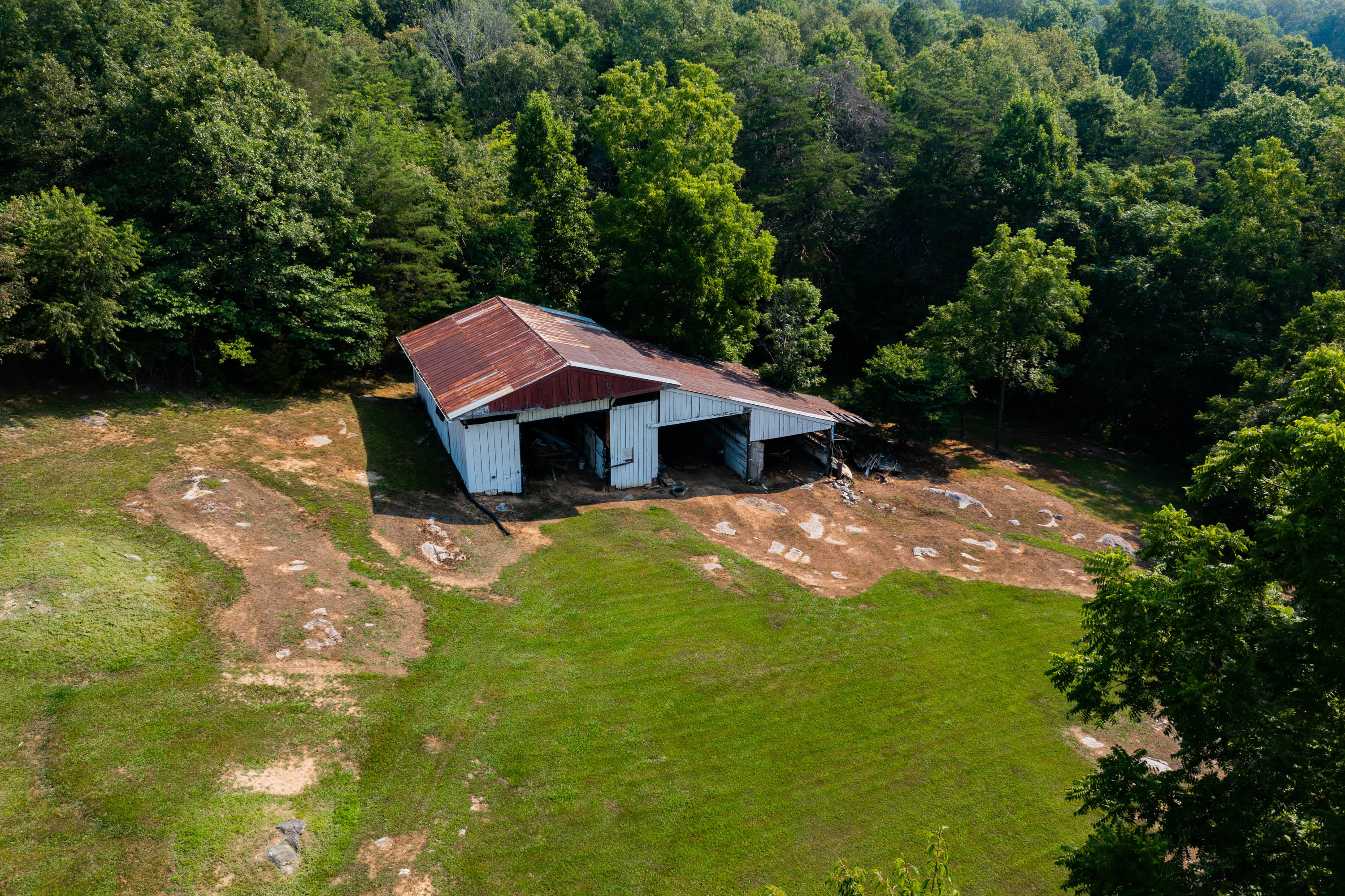 349 Combs Road Bluff City, TN 37618 - Photo 29 of 64 349 Combs Rd-12