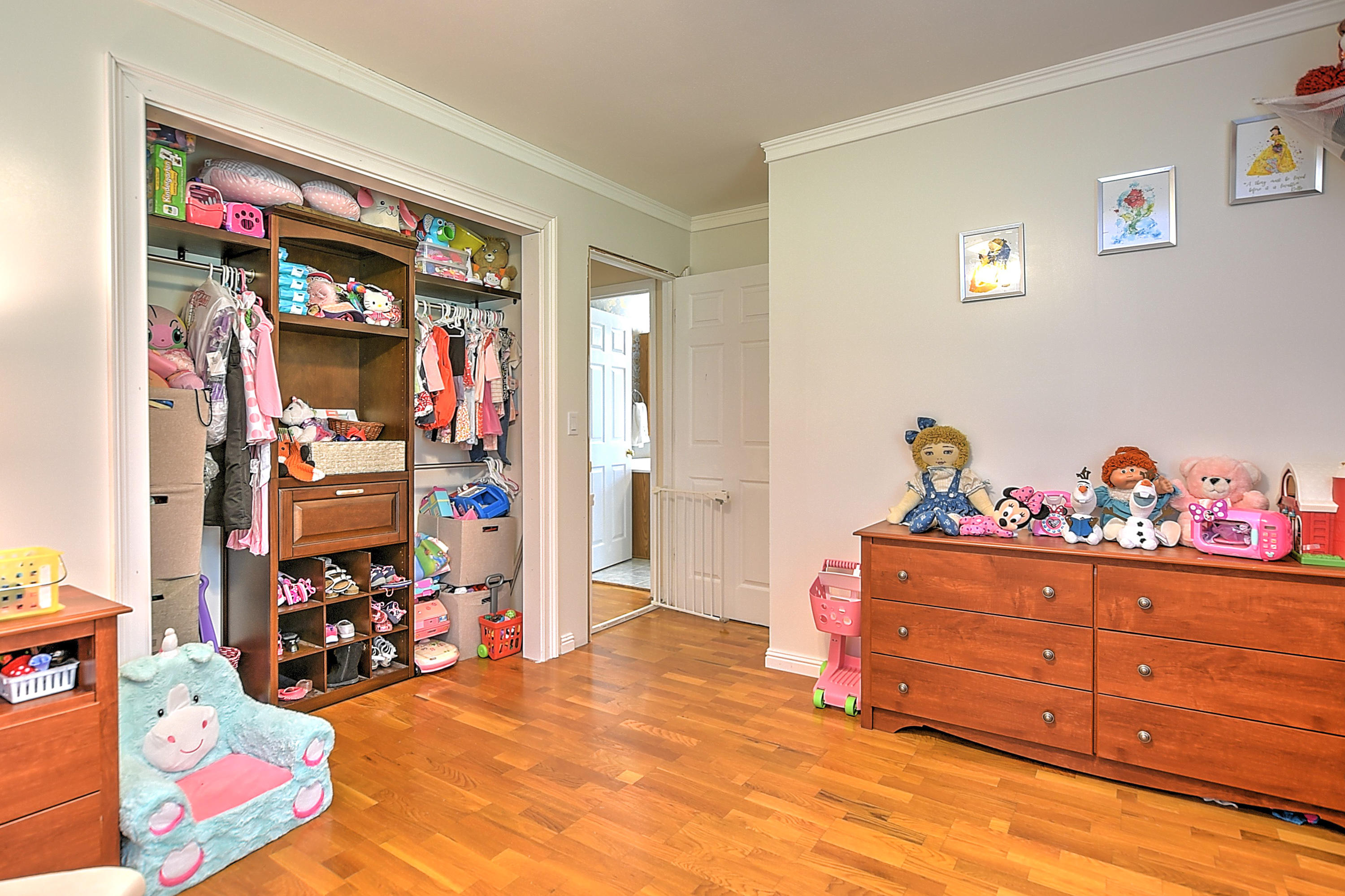 349 Combs Road Bluff City, TN 37618 - Photo 47 of 64 349 Combs-18