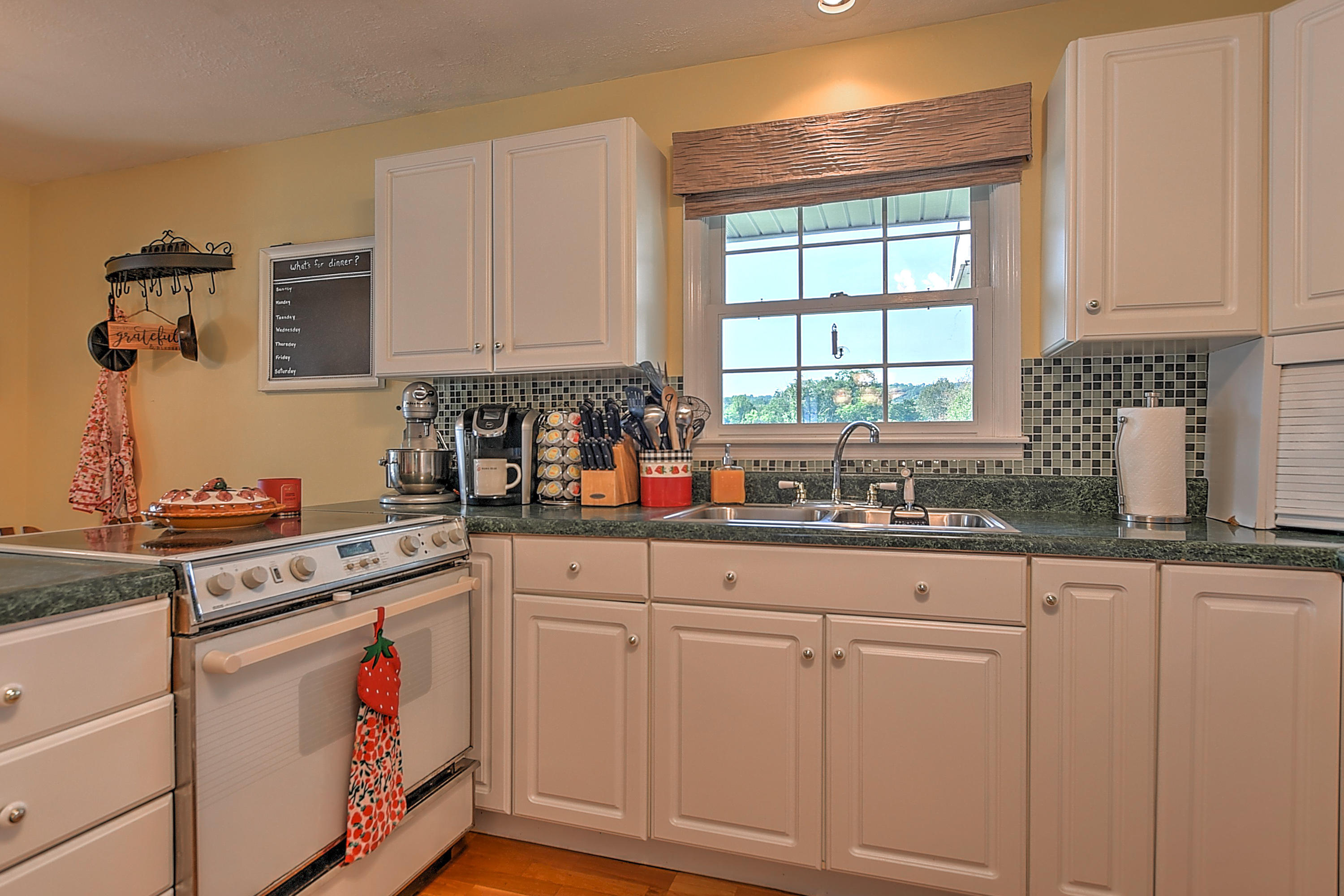349 Combs Road Bluff City, TN 37618 - Photo 53 of 64 349 Combs-29