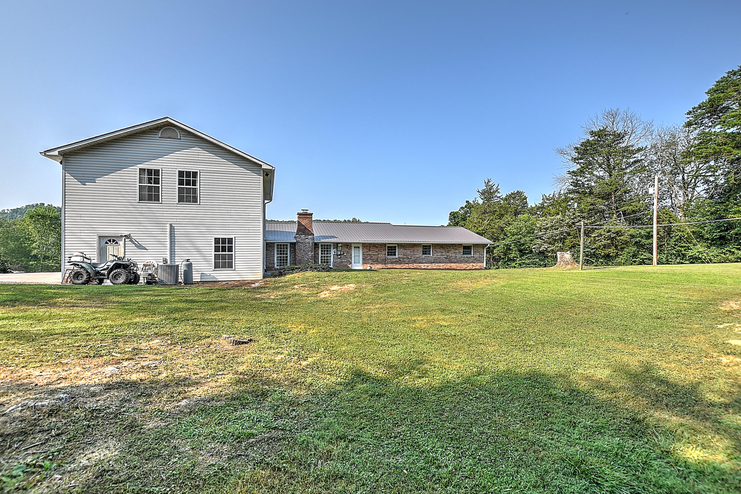 349 Combs Road Bluff City, TN 37618 - Photo 58 of 64 349 Combs-41