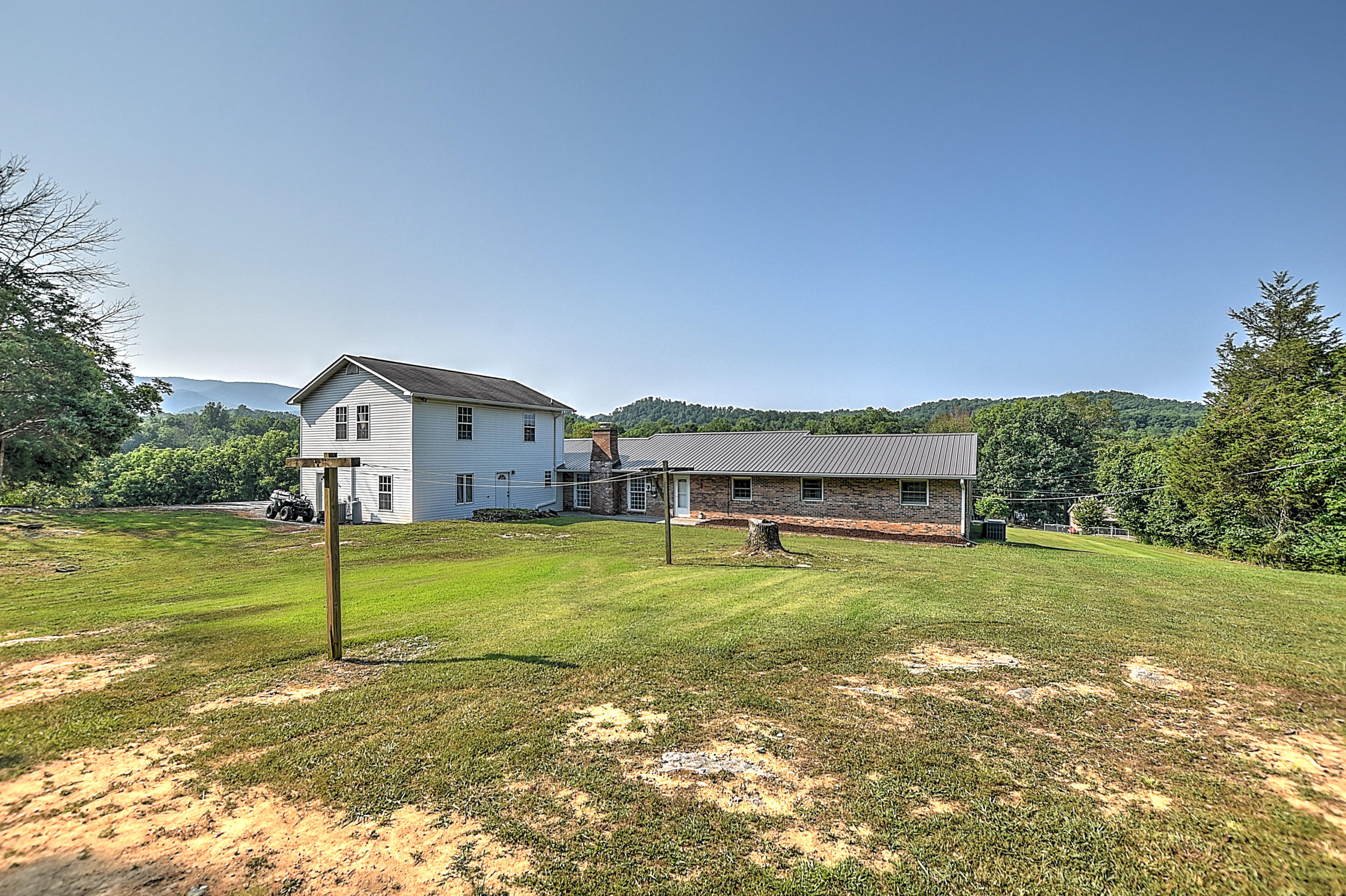 349 Combs Road Bluff City, TN 37618 - Photo 60 of 64 349 Combs-43