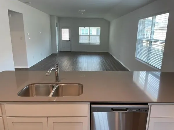 $1,995 | 5817 Bianca Drive, Round Rock, TX 78665