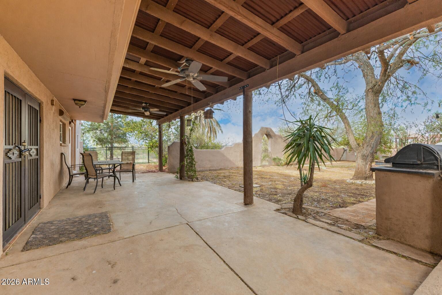 8714 North Dead Mans Gulch Road Florence, AZ 85132 - Photo 18 of 39 Long back porch
