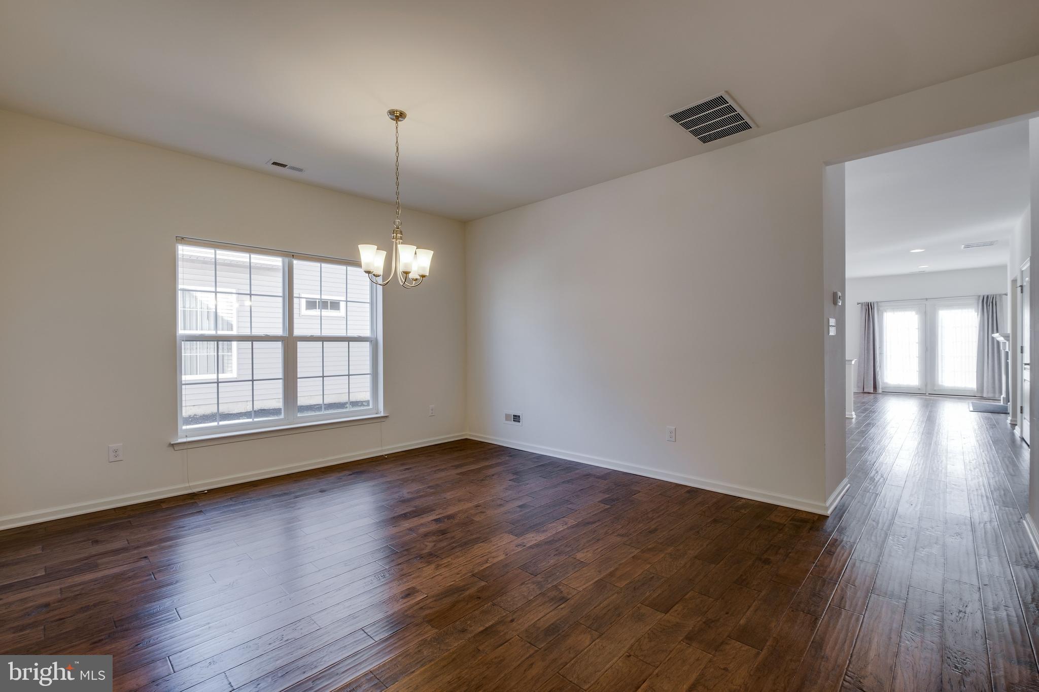 120 Field Loop Glassboro, NJ 08028 - Photo 8 of 43 Dining room