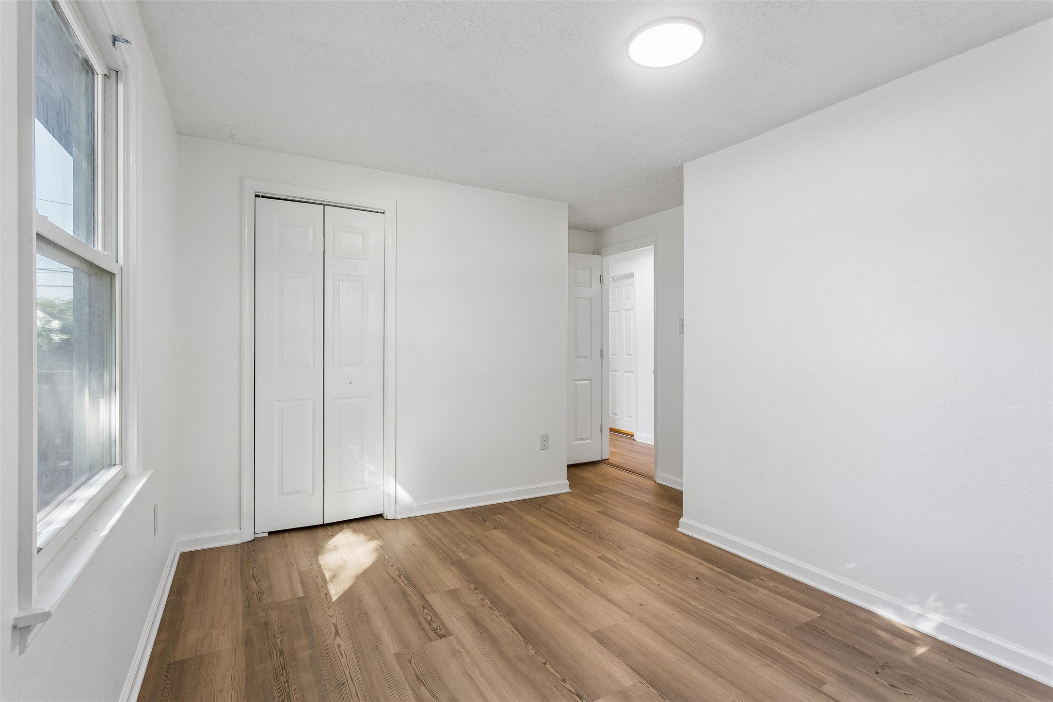 2403 Shell Road Hampton, VA 23661 - Photo 18 of 31 Gallery Image 18