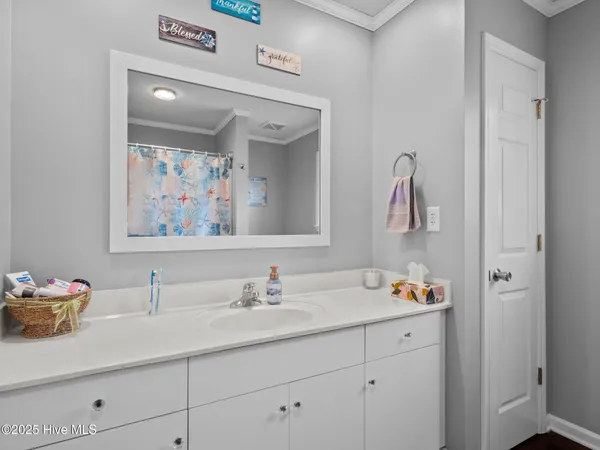 $288,900 | 803 Wood Creek Drive, Hubert, NC 28539