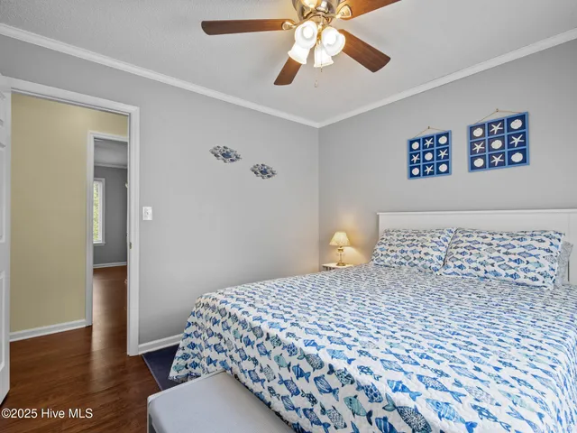 $288,900 | 803 Wood Creek Drive, Hubert, NC 28539